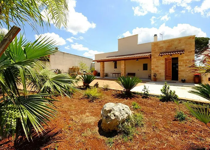 Viale Dei Pini Holiday home *