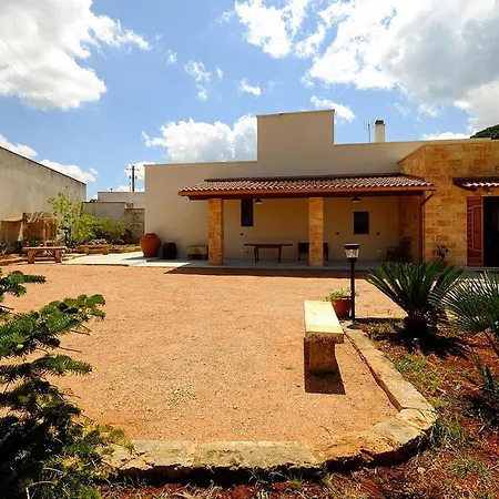 Viale Dei Pini Сasa de vacaciones