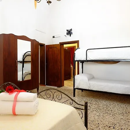 Viale Dei Pini Taurisano