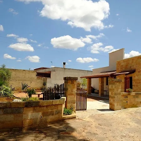 Viale Dei Pini Сasa de vacaciones Taurisano