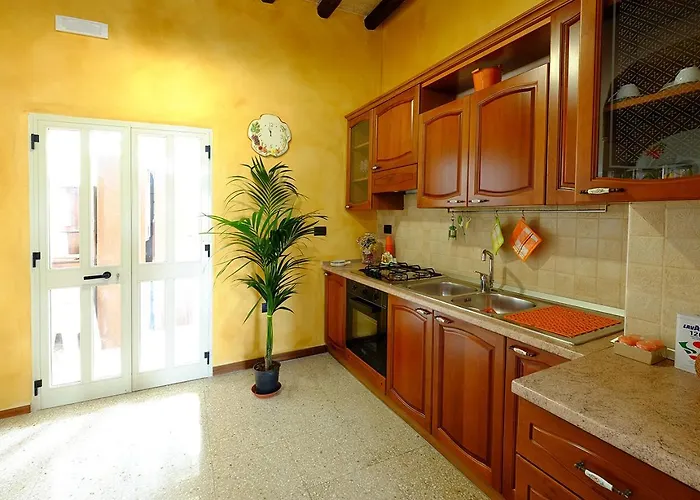 Viale Dei Pini * Taurisano